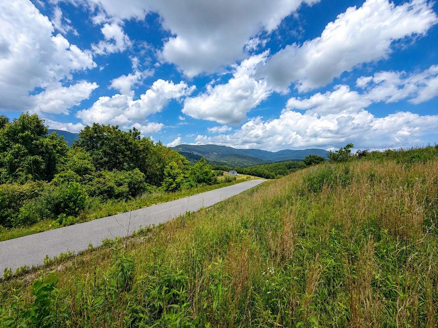 5.38 Acres of Residential Land for Sale in Pembroke, Virginia