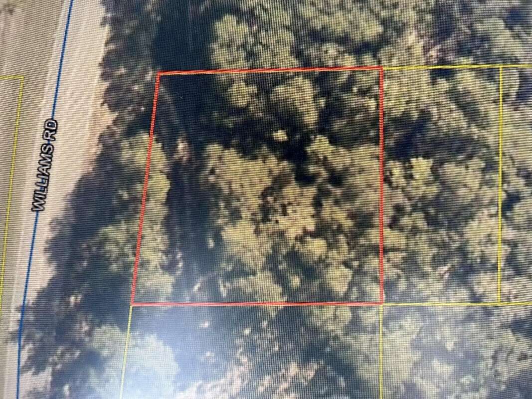 0.46 Acres of Residential Land for Sale in DeFuniak Springs, Florida