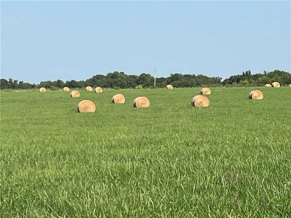 15.5 Acres of Land for Sale in Louisburg, Kansas