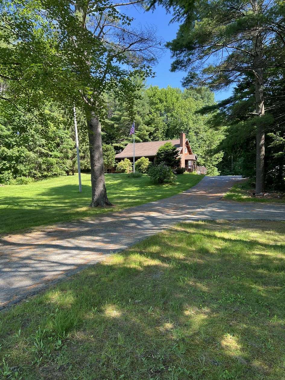 1.5 Acres of Land with Home for Sale in Farmingdale, Maine