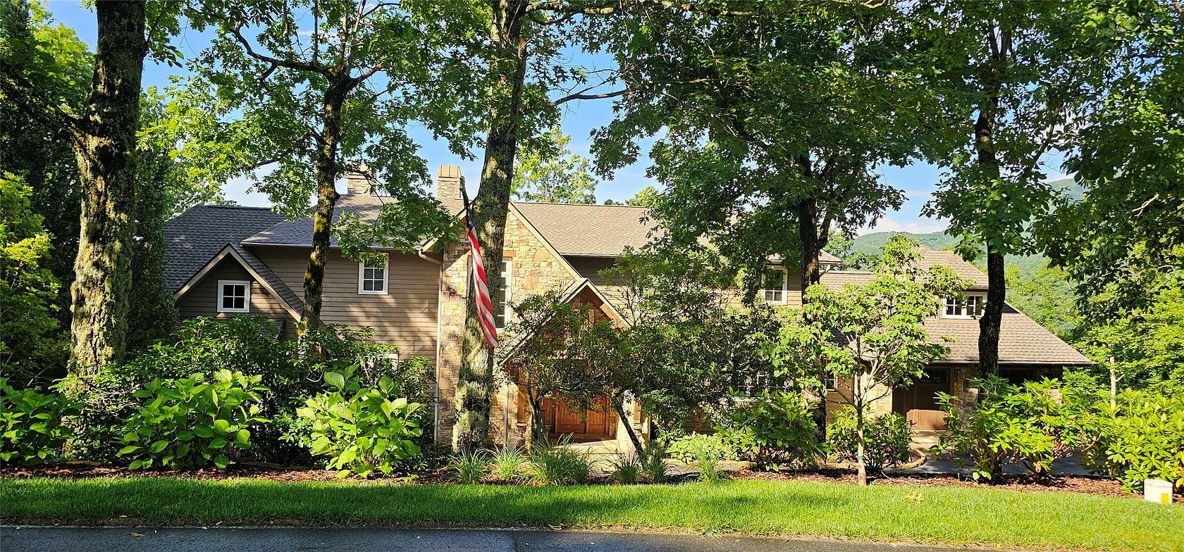 2.32 Acres of Land with Home for Sale in Lake Toxaway, North Carolina