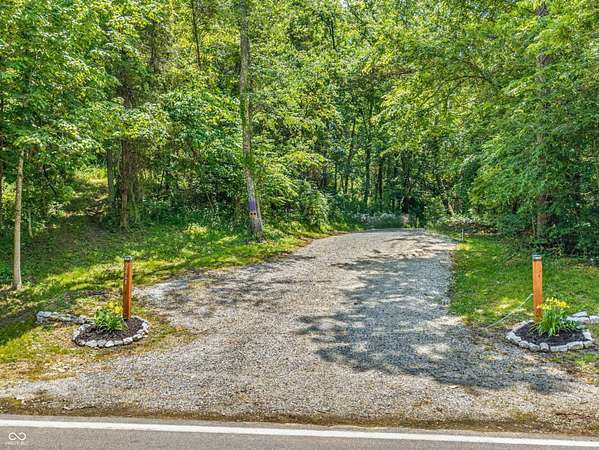 16 Acres of Recreational & Residential Land for Sale in Madison, Indiana