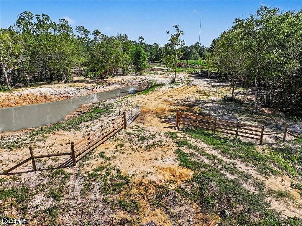 5 Acres of Land for Sale in Punta Gorda, Florida