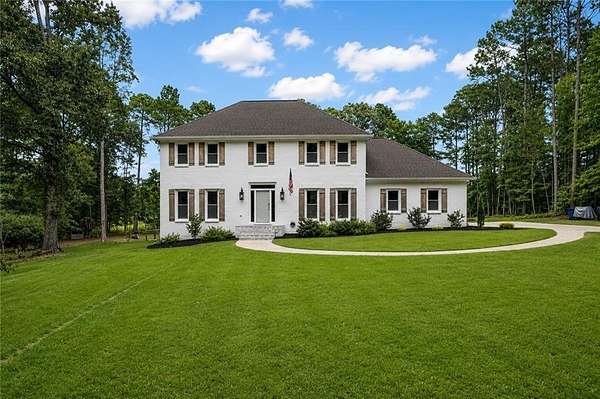 2 Acres of Land with Home for Sale in Fayetteville, Georgia