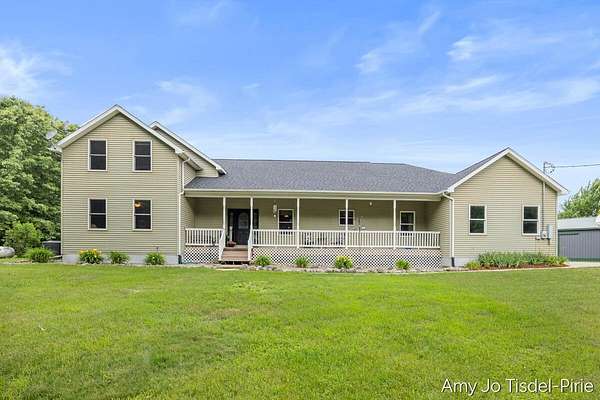 6 Acres of Land with Home for Sale in Laingsburg, Michigan