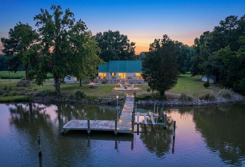 1.6 Acres of Land with Home for Sale in Heathsville, Virginia