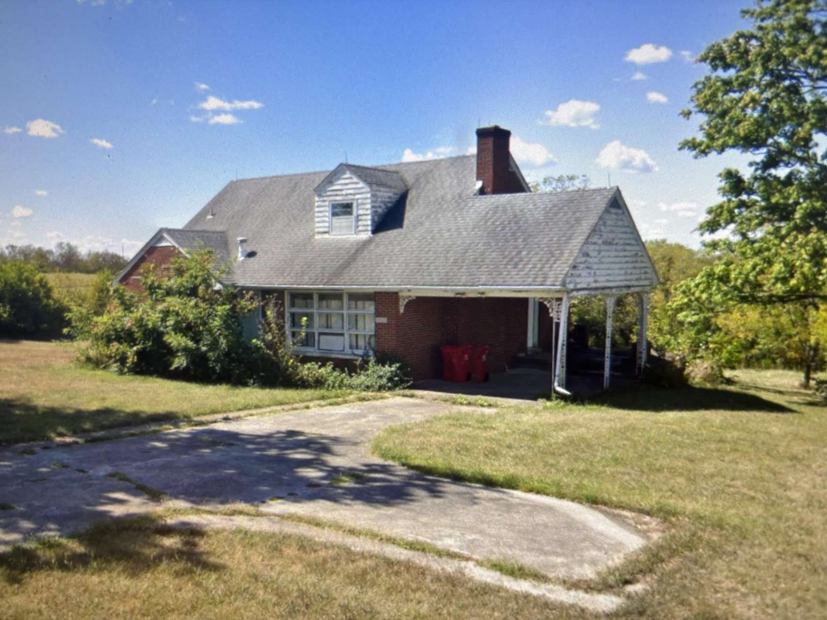 6 Acres of Land with Home for Sale in Wilmore, Kentucky