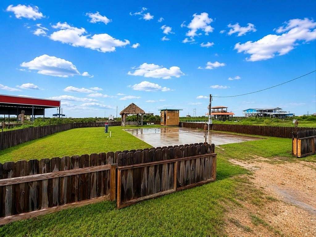 0.18 Acres of Land for Sale in Gilchrist, Texas