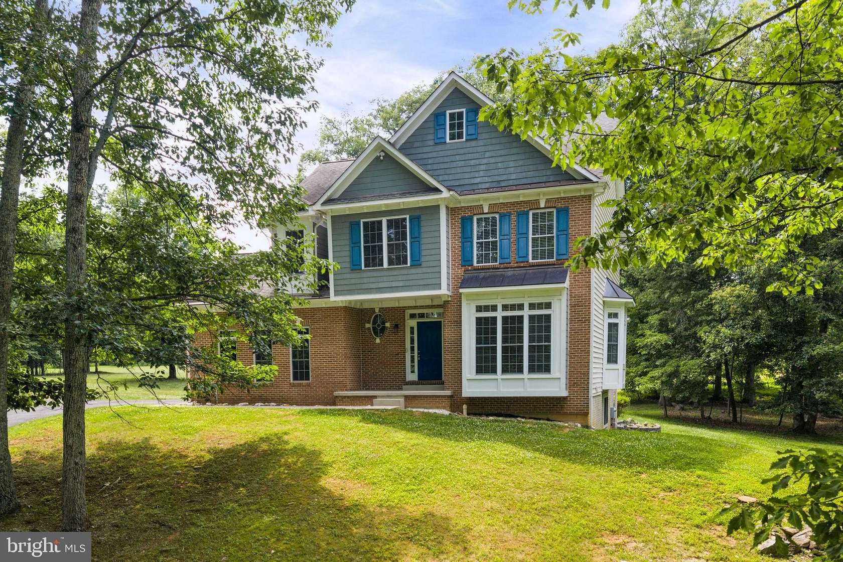 5.89 Acres of Land with Home for Lease in Purcellville, Virginia