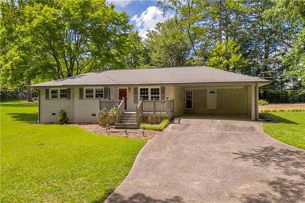 2.9 Acres of Land with Home for Sale in Morrow, Georgia