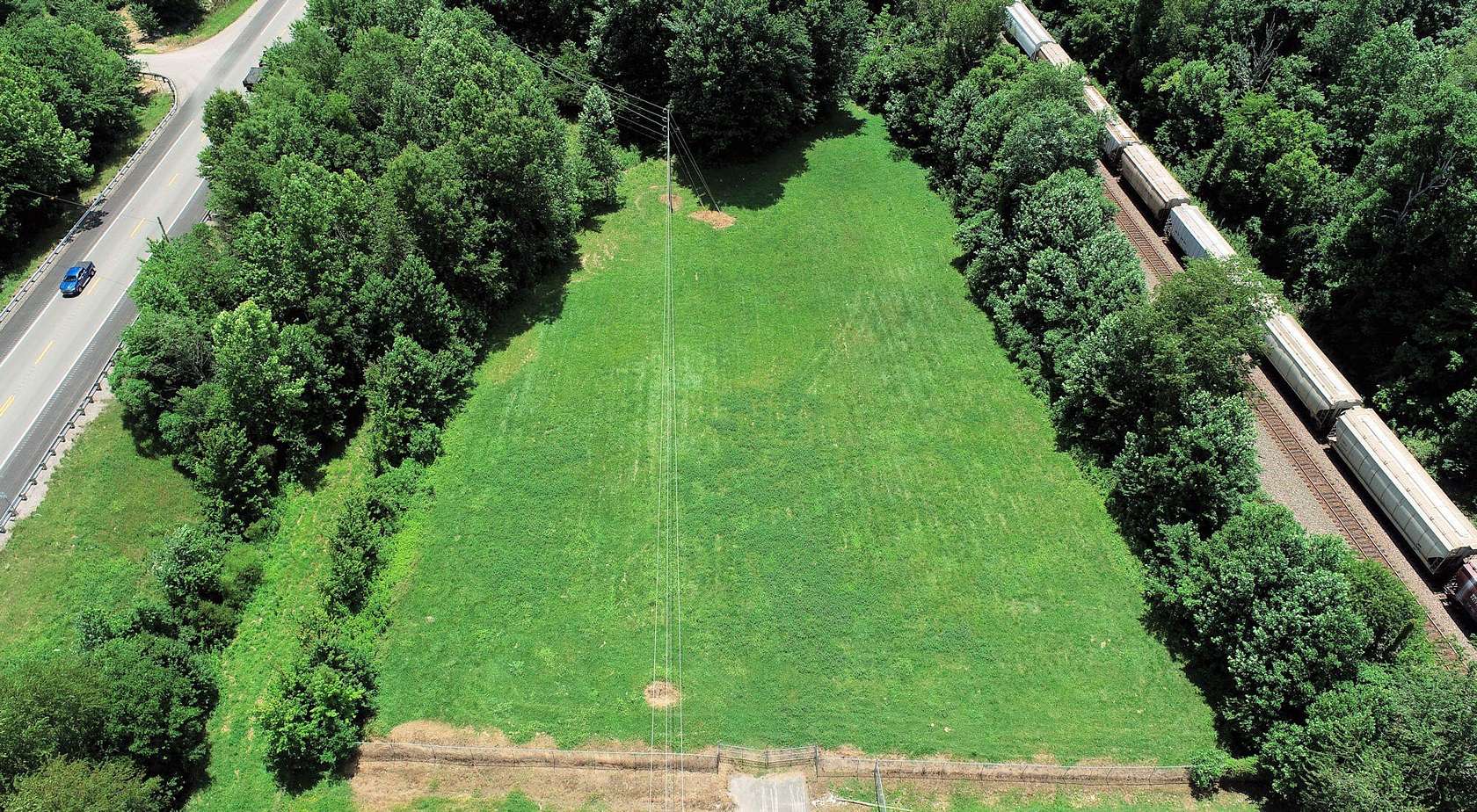 11.8 Acres of Mixed-Use Land for Sale in Stanford, Kentucky