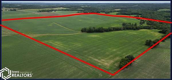 Land for Sale in Vinton, Iowa