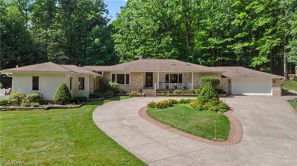 5.86 Acres of Land with Home for Sale in Chagrin Falls, Ohio