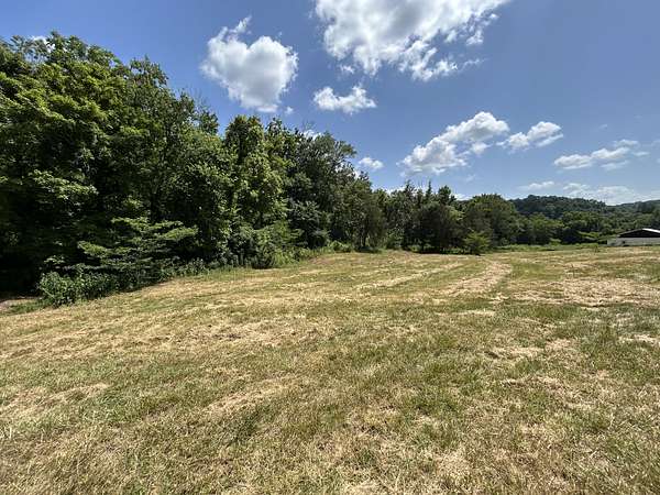 22.1 Acres of Recreational & Residential Land for Sale in Pulaski, Tennessee
