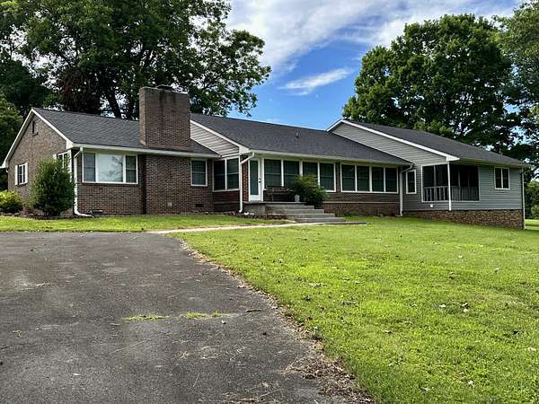 15.9 Acres of Land with Home for Sale in Englewood, Tennessee