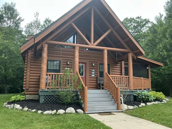 7.5 Acres of Land with Home for Sale in Roscommon, Michigan