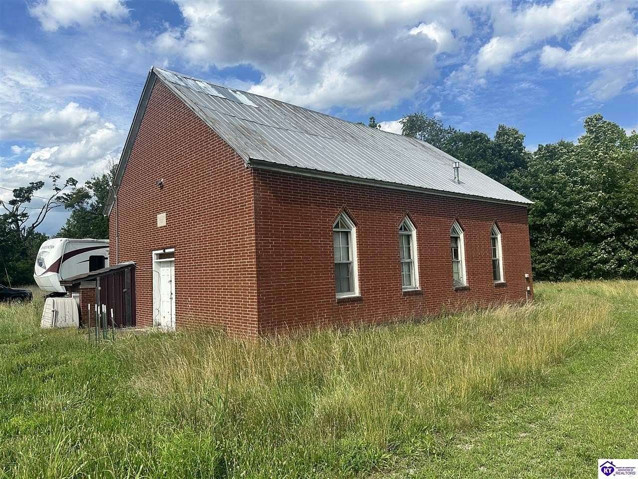 1.5 Acres of Improved Residential Land for Sale in Bradfordsville, Kentucky