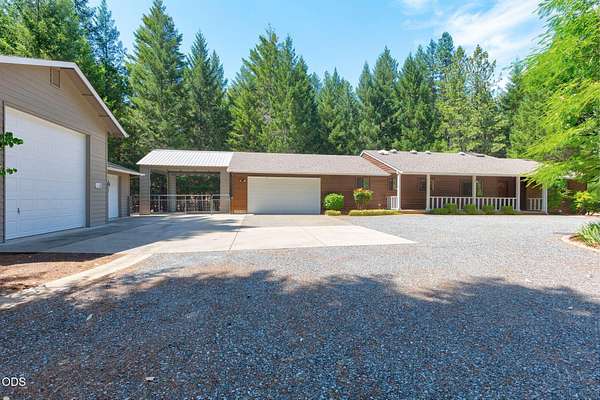 3.17 Acres of Land with Home for Sale in Wilderville, Oregon