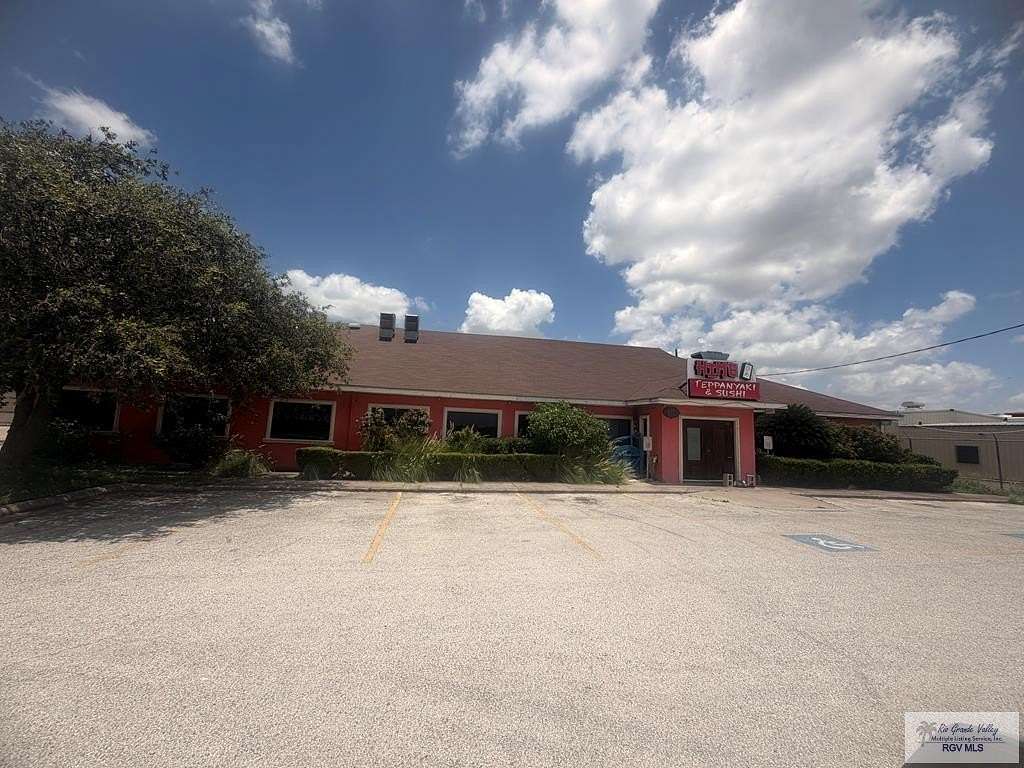 1.74 Acres of Improved Commercial Land for Sale in Harlingen, Texas