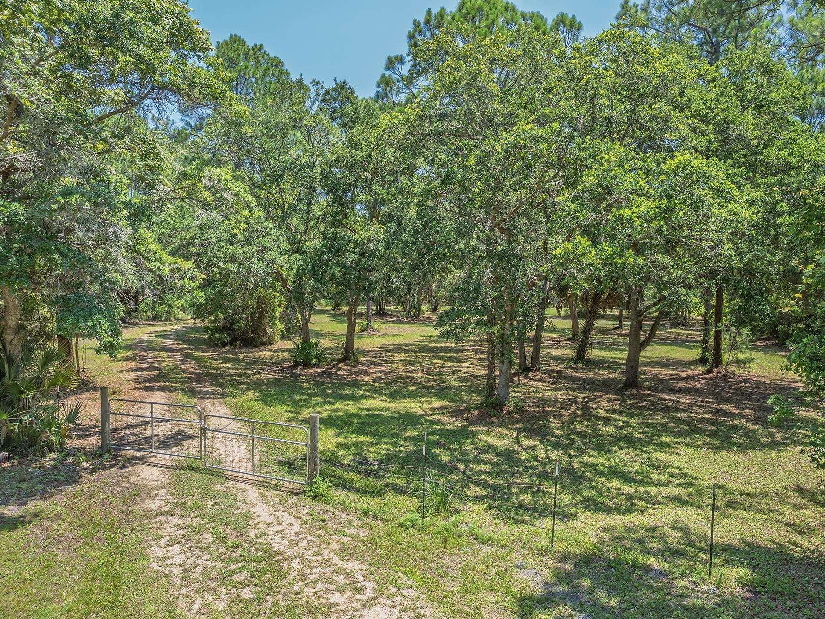2 Acres of Residential Land for Sale in Carrabelle, Florida