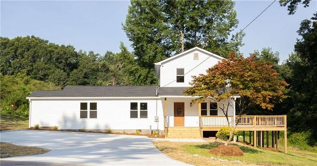 2.37 Acres of Land with Home for Sale in Douglasville, Georgia