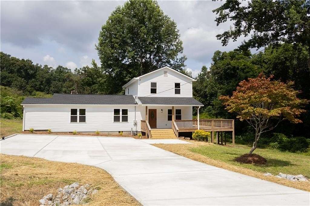2.37 Acres of Land with Home for Sale in Douglasville, Georgia
