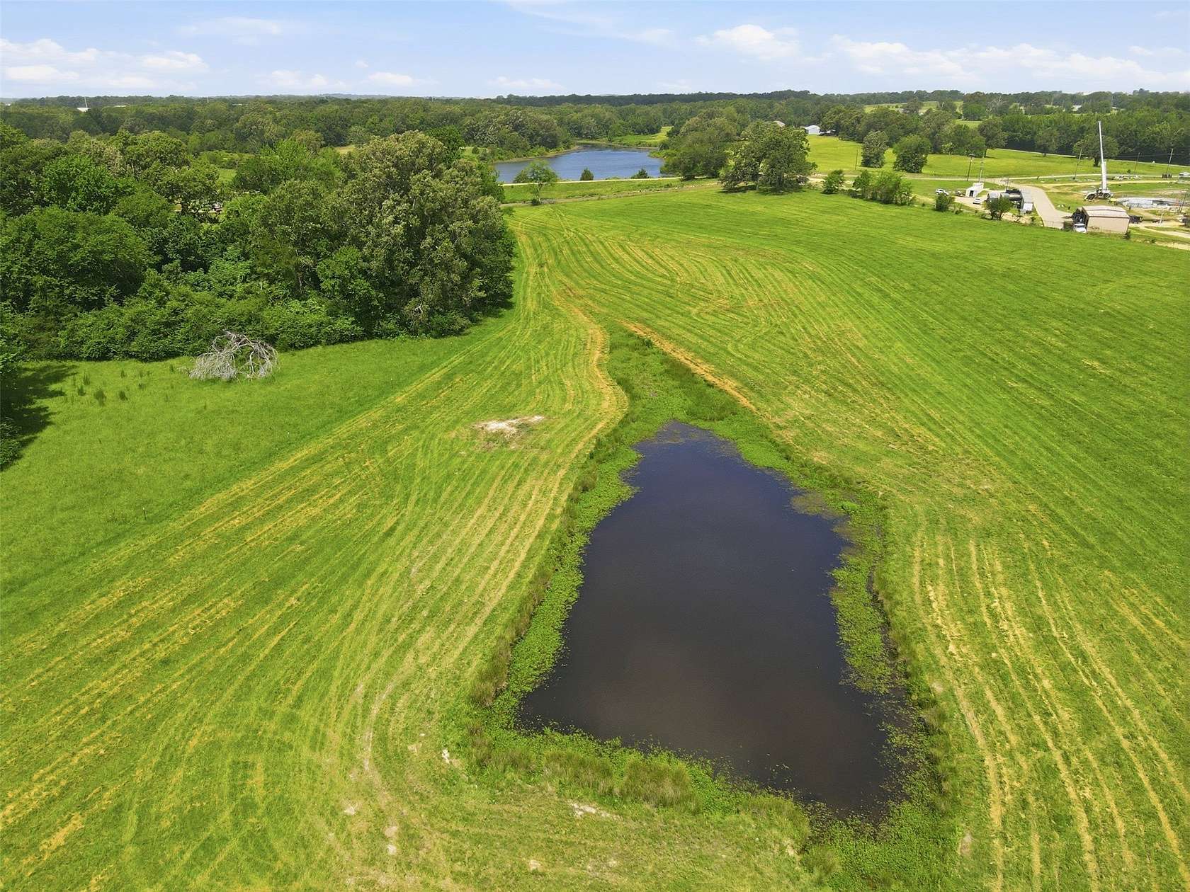 77 Acres of Land for Sale in Mount Pleasant, Texas