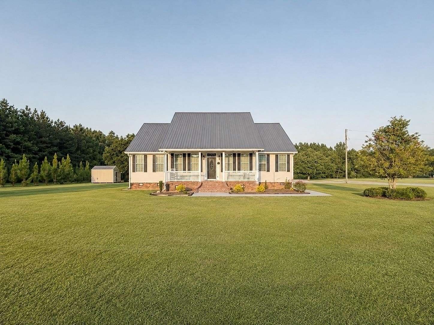 16.2 Acres of Land with Home for Sale in Johnsonville, South Carolina
