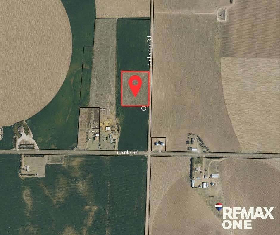 5 Acres of Land for Sale in Garden City, Kansas
