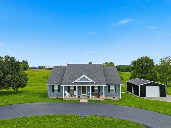 2 Acres of Land with Home for Sale in Harrodsburg, Kentucky
