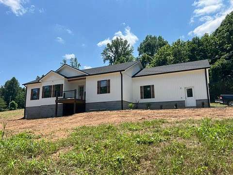 5 Acres of Land with Home for Sale in Cumberland Furnace, Tennessee