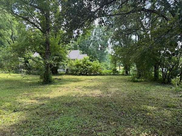1.64 Acres of Land for Sale in Chattanooga, Tennessee