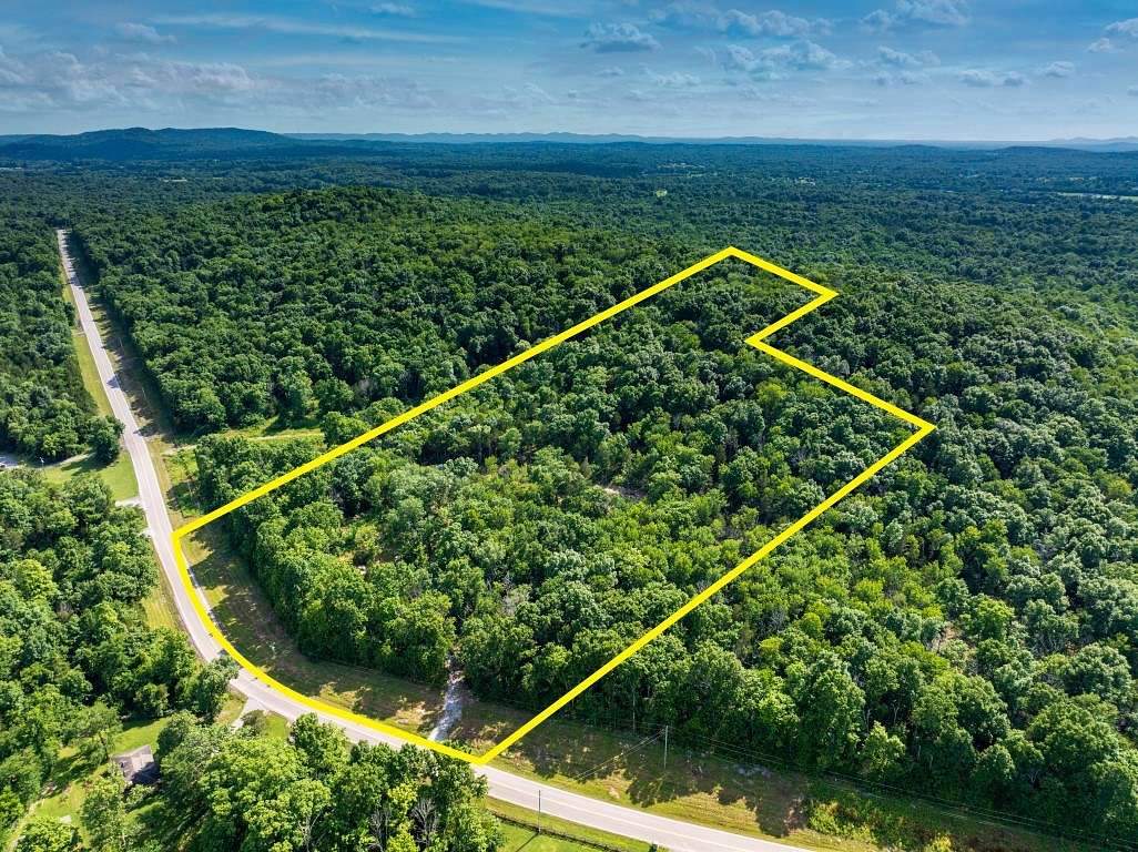 21 Acres of Land for Auction in Readyville, Tennessee