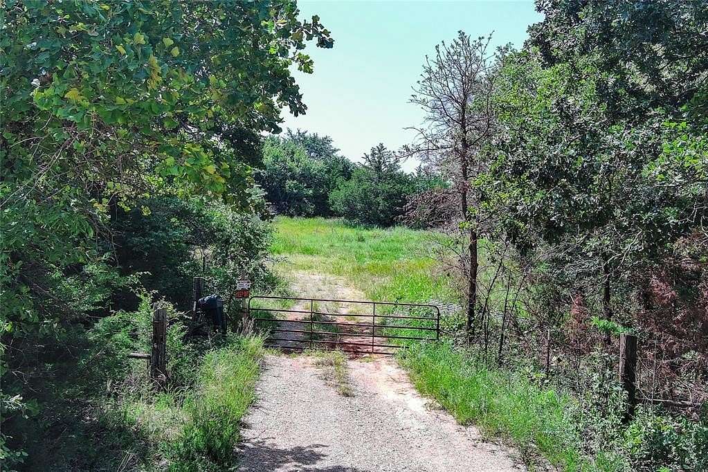 2.5 Acres of Residential Land for Sale in Tecumseh, Oklahoma