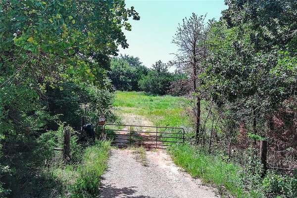 2.5 Acres of Residential Land for Sale in Tecumseh, Oklahoma