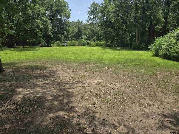 4 Acres of Commercial Land for Sale in Pittsburg, Texas