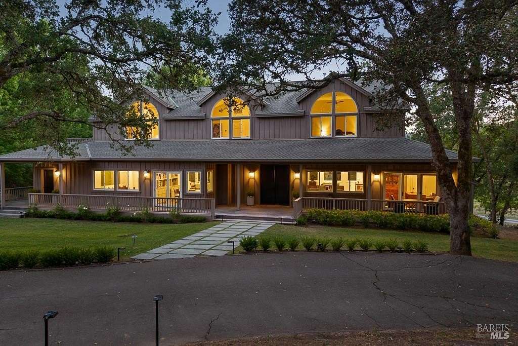 20 Acres of Agricultural Land with Home for Sale in Healdsburg, California