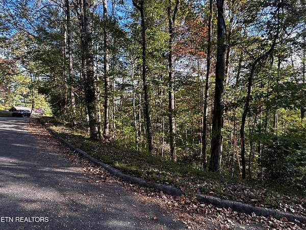 0.97 Acres of Residential Land for Sale in Clinton, Tennessee