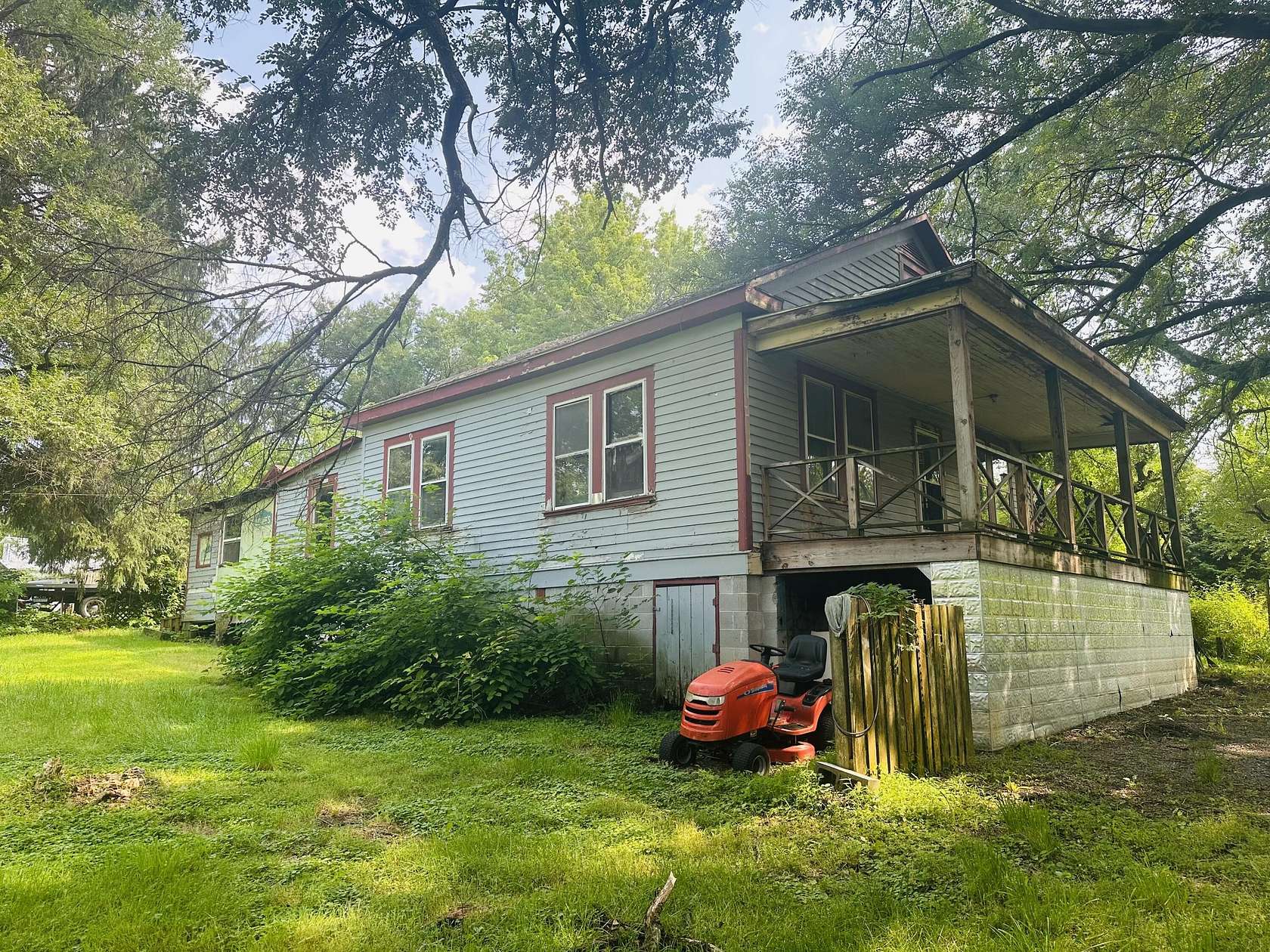 0.56 Acres of Commercial Land for Sale in Lewisburg, West Virginia