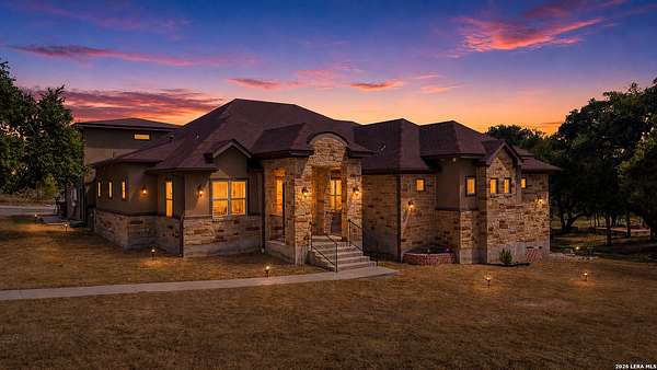1.5 Acres of Land with Home for Sale in San Antonio, Texas