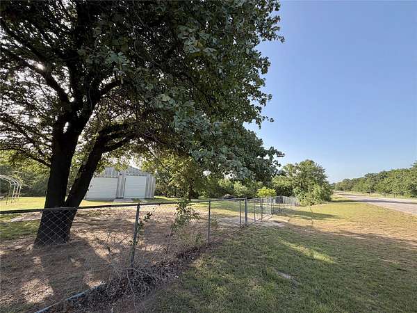 2.65 Acres of Residential Land for Sale in Chico, Texas