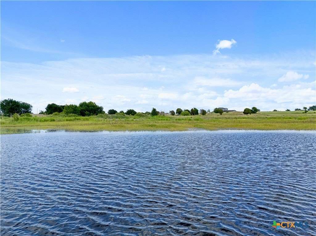 10 Acres of Land for Sale in Moody, Texas