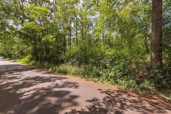 1.14 Acres of Residential Land for Sale in Lufkin, Texas