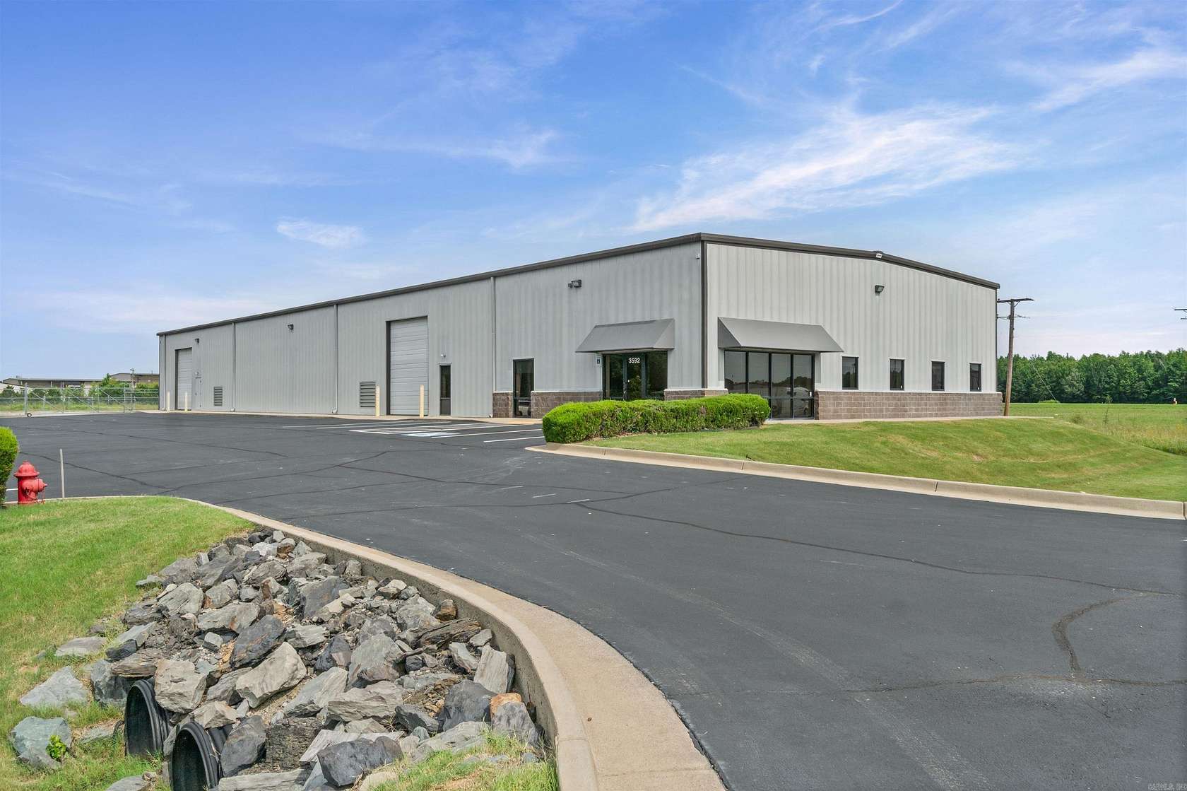 5.16 Acres of Improved Mixed-Use Land for Sale in Searcy, Arkansas