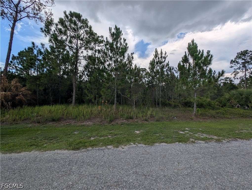 0.5 Acres of Residential Land for Sale in Lehigh Acres, Florida