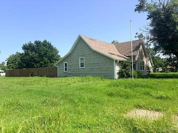 4 Acres of Land with Home for Sale in Garber, Oklahoma