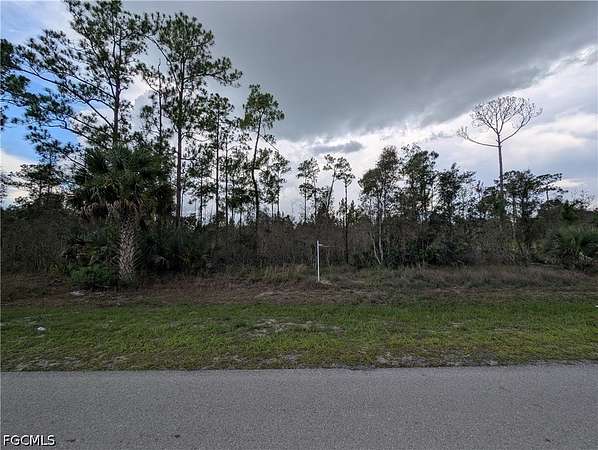 0.5 Acres of Residential Land for Sale in Lehigh Acres, Florida