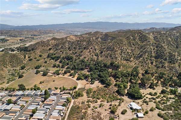 40 Acres of Agricultural Land for Sale in Castaic, California