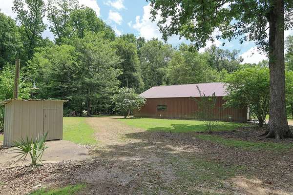 44 Acres of Recreational & Residential Land for Sale in Tallulah, Louisiana