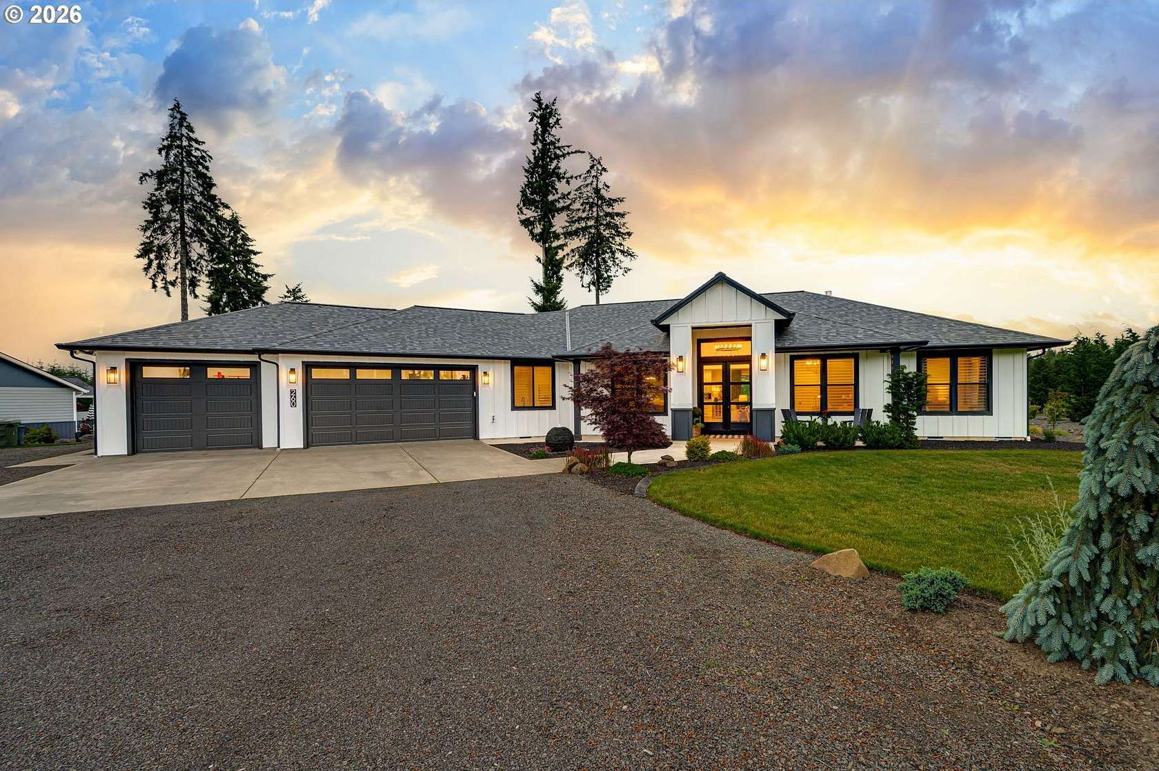 2 Acres of Land with Home for Sale in Castle Rock, Washington